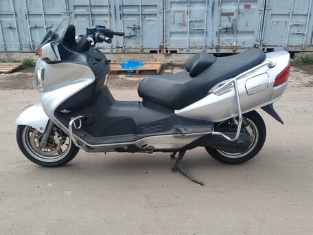 2005 Suzuki Burgman (SkyWave) 650, серебристый, 319000 рублей, вид 2