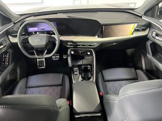 2025 Audi Q5 L III (GU), чёрный, 6200000 рублей, вид 2