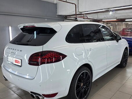 2012 Porsche Cayenne S II (958), белый, 4100000 рублей, вид 3