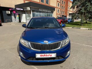 2013 Kia Rio 5-speed III, синий, 850000 рублей, вид 3