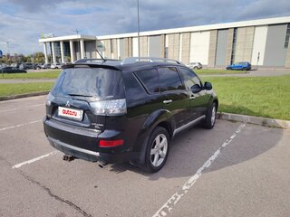 2008 Mitsubishi Outlander II, чёрный, 1400000 рублей, вид 4