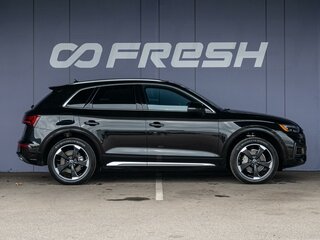 2021 Audi Q5 45 TFSI II (FY) Рестайлинг, чёрный, 4700000 рублей, вид 5