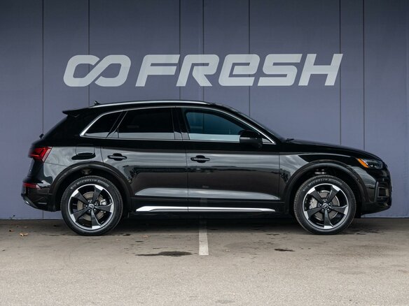 2021 Audi Q5 45 TFSI II (FY) Рестайлинг, чёрный, 4650000 рублей - вид 4