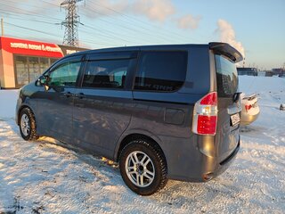 2009 Toyota Noah II (R70), серый, 1400000 рублей, вид 3