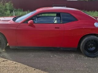 2008 Dodge Challenger R__T III, красный, 2500000 рублей, вид 2