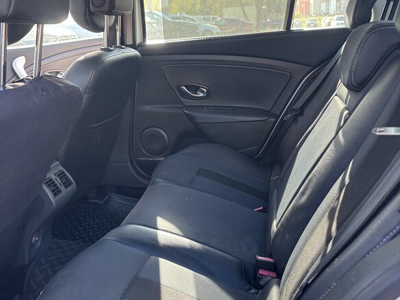 2010 Renault Fluence I, белый, 330000 рублей - вид 11