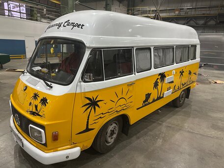 1974 Mercedes-Benz T1, жёлтый, 2500000 рублей, вид 1