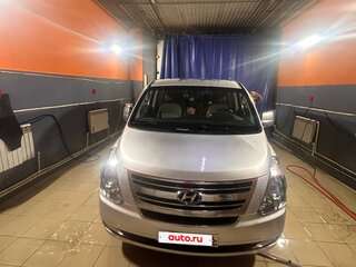 2010 Hyundai Grand Starex I, серый, 1500000 рублей, вид 1