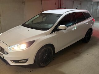 2019 Ford Focus III Рестайлинг, белый, 1300000 рублей, вид 4