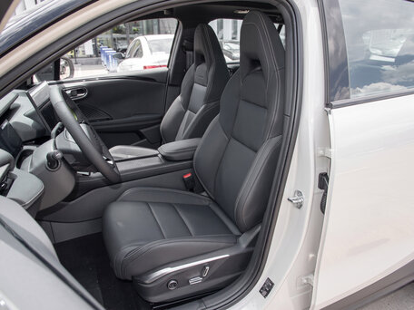 2026 Lynk & Co 06 I Рестайлинг, белый, 2476000 рублей, вид 4