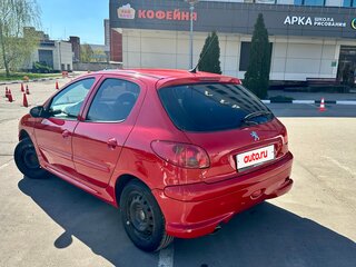 2006 Peugeot 206, красный, 365000 рублей, вид 4