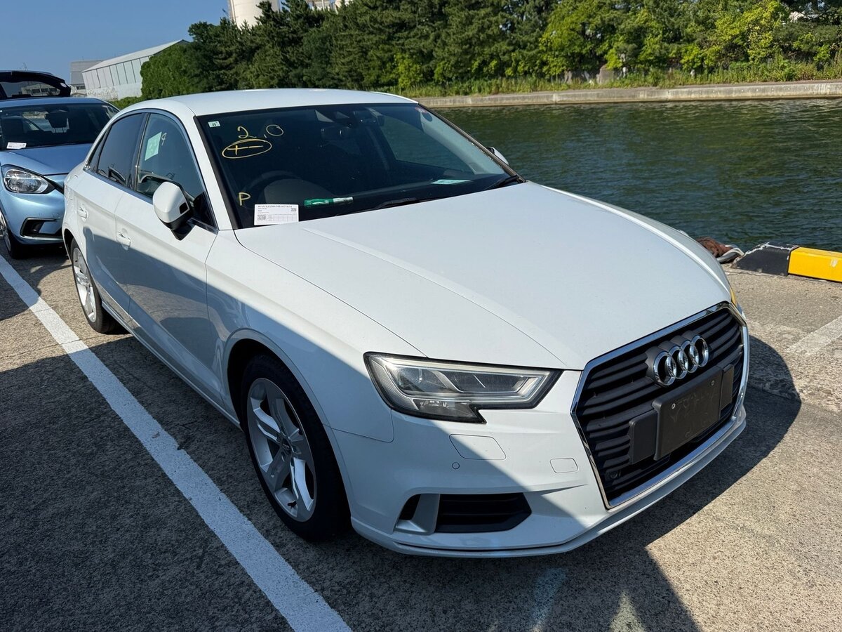 Открыть фотографии: Audi A3 III (8V) Рестайлинг