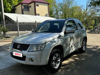 2011 Suzuki Grand Vitara II Рестайлинг, белый, 950000 рублей, вид 1