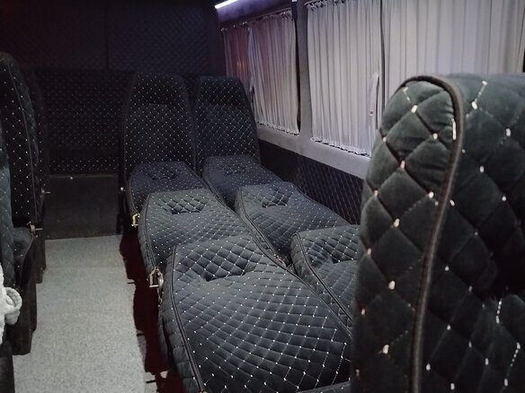 2001 Mercedes-Benz Sprinter Classic, красный, 1200000 рублей - вид 3