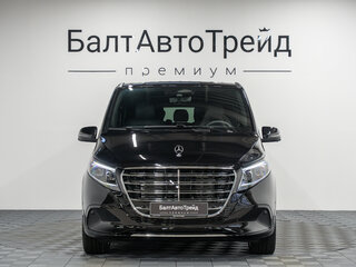 2026 Mercedes-Benz V-Класс Extra Long 300 d экстра длинный III (W447) Рестайлинг 2, чёрный, 14990000 рублей, вид 4