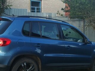 2011 Volkswagen Tiguan I Рестайлинг, синий, 1000000 рублей, вид 3