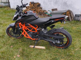 2023 KTM 390 Duke, чёрный, 540000 рублей, вид 2