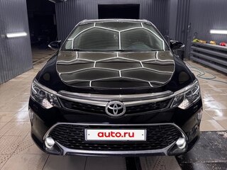 2017 Toyota Camry VII (XV50) Рестайлинг 2, чёрный, 2450000 рублей, вид 1