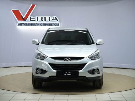2013 Hyundai ix35 I, серебристый, 920000 рублей, вид 2
