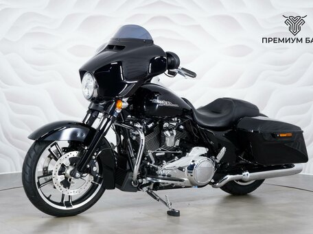 2017 Harley-Davidson Street Glide Special, чёрный, 1799000 рублей, вид 3