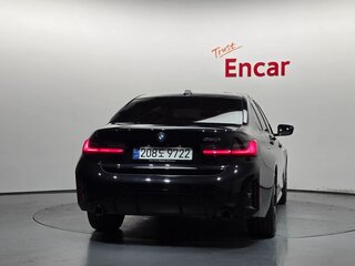 2024 BMW 3 серии 320i VII (G2x) Рестайлинг 2, чёрный, 4673000 рублей, вид 3