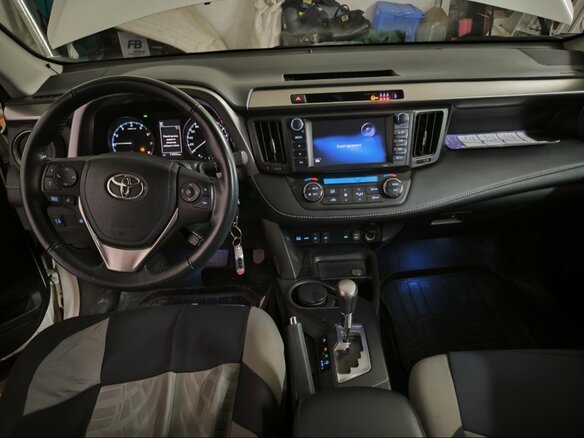 2017 Toyota RAV4 IV (XA40) Рестайлинг, белый - вид 11