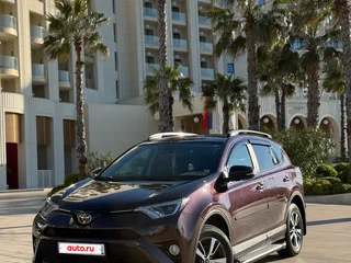 2017 Toyota RAV4 IV (XA40) Рестайлинг, коричневый, 2300000 рублей, вид 1