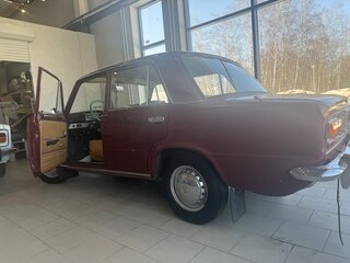 1974 Lada (ВАЗ) 2101, красный, 530000 рублей, вид 3