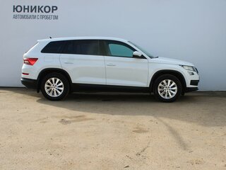 2018 Skoda Kodiaq I, белый, 1889000 рублей, вид 4