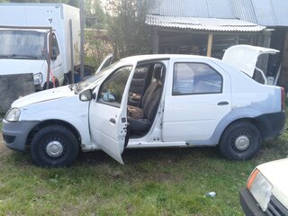 2013 Renault Logan I Рестайлинг, белый, 200000 рублей, вид 5