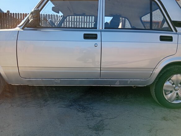 2012 Lada (ВАЗ) 2107, серебристый, 245000 рублей - вид 2
