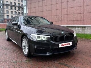 2019 BMW 5 серии 520d xDrive VII (G30/G31/G38), чёрный, 3380000 рублей, вид 2