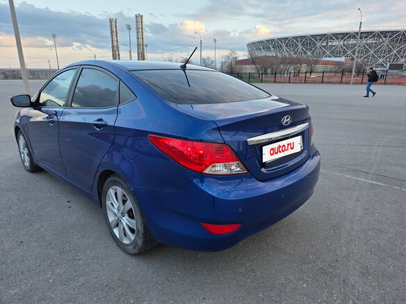 2012 Hyundai Solaris I, синий, 815000 рублей - вид 5