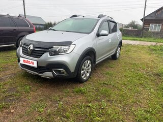 2020 Renault Sandero Stepway II Рестайлинг, серебристый, 1430000 рублей, вид 3