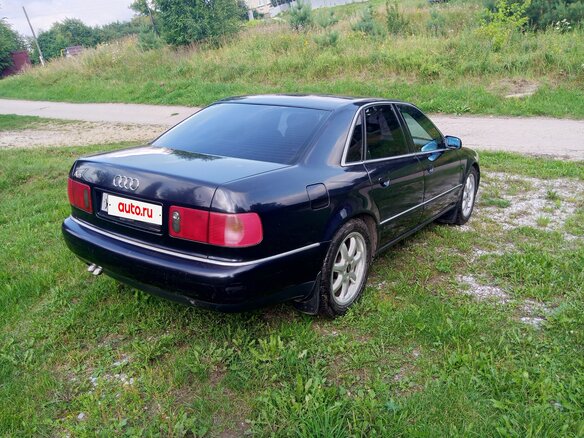 2001 Audi A8 I (D2) Рестайлинг, синий, 700000 рублей - вид 3