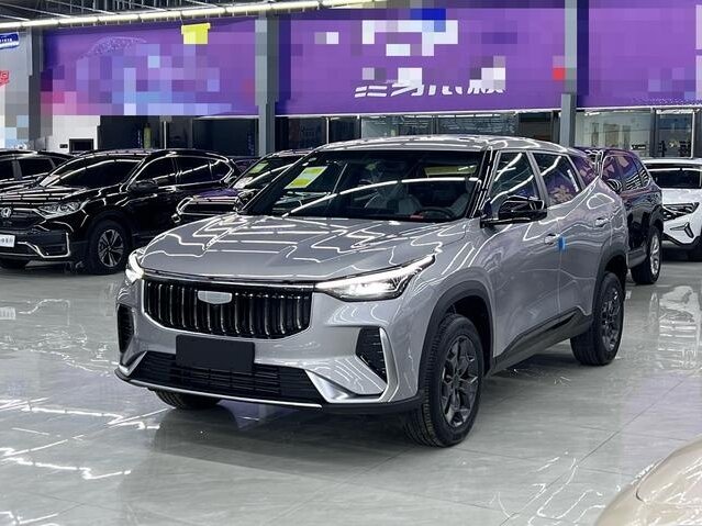 Открыть фотографии: Geely Atlas II