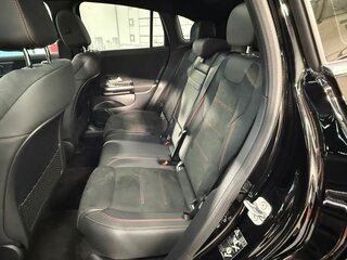 2025 Mercedes-Benz GLA 250 II (H247) Рестайлинг, чёрный, 5999000 рублей, вид 3