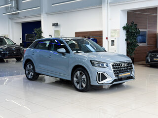 2026 Audi Q2 L 35 TFSI I Рестайлинг, серый, 3670000 рублей, вид 4
