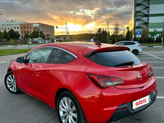 2012 Opel Astra GTC J Рестайлинг, красный, 610000 рублей, вид 5