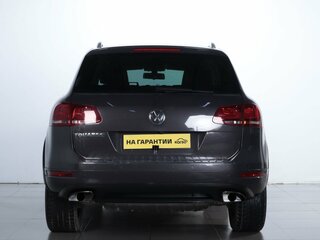 2011 Volkswagen Touareg II, серый, 1699000 рублей, вид 5