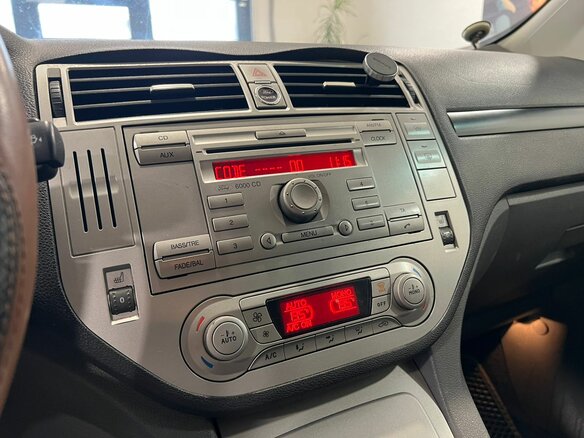 2012 Ford Kuga I, коричневый - вид 17