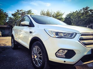 2019 Ford Kuga II Рестайлинг, белый, 1550000 рублей, вид 5
