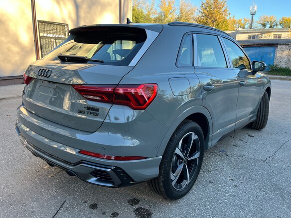 2026 Audi Q3 35 TFSI II (F3), серебристый, 3650000 рублей - вид 6