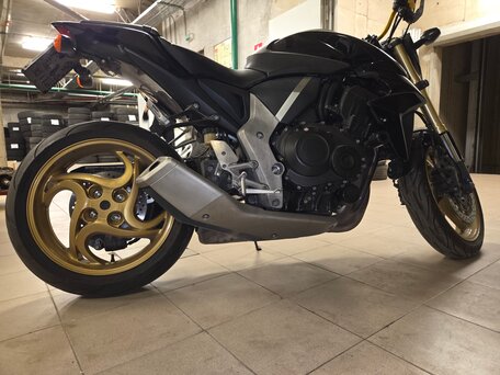 2011 Honda CB 1000R, чёрный, 665000 рублей, вид 3