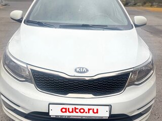 2015 Kia Rio III Рестайлинг, белый, 1110000 рублей, вид 1