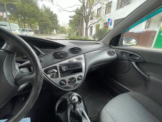 2004 Ford Focus I Рестайлинг, серебристый, 490000 рублей, вид 5