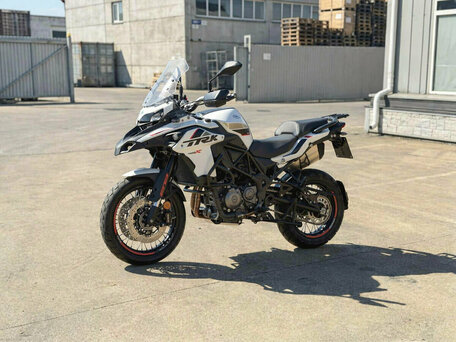 2026 Benelli TRK 502 X, чёрный, 532200 рублей, вид 1