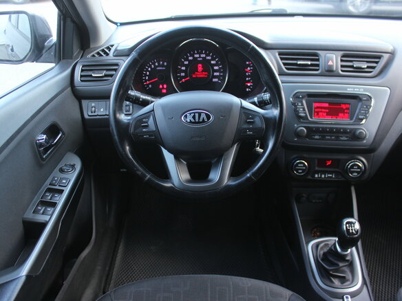 2013 Kia Rio 5-speed III, серый, 757000 рублей - вид 15