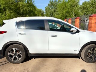 2018 Kia Sportage IV, белый, 2550000 рублей, вид 2
