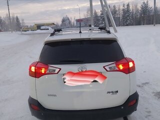 2014 Toyota RAV4 IV (XA40), белый, 1850000 рублей, вид 4